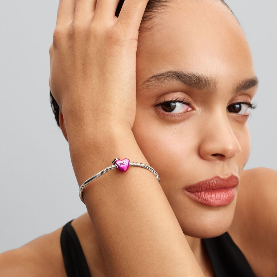Charm Pandora Dije de Corazón Con Birrete de Graduación 2025